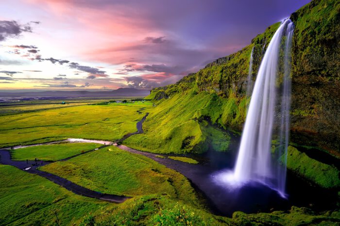 ISLANDIJA – ugnikalnių žemė